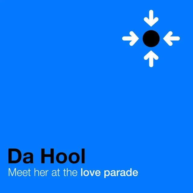 Hoes van Meet Her at the Loveparade