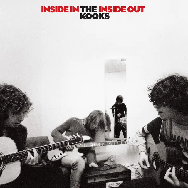 Cover of She Moves In Her Own Way