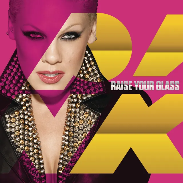 Hoes van Raise Your Glass