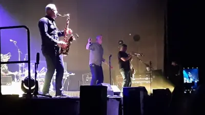 UB40 - Food For Thought